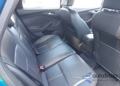 2016 Ford Focus Se z USA, uszkodzony, nr VIN 1FADP3F24GL392955